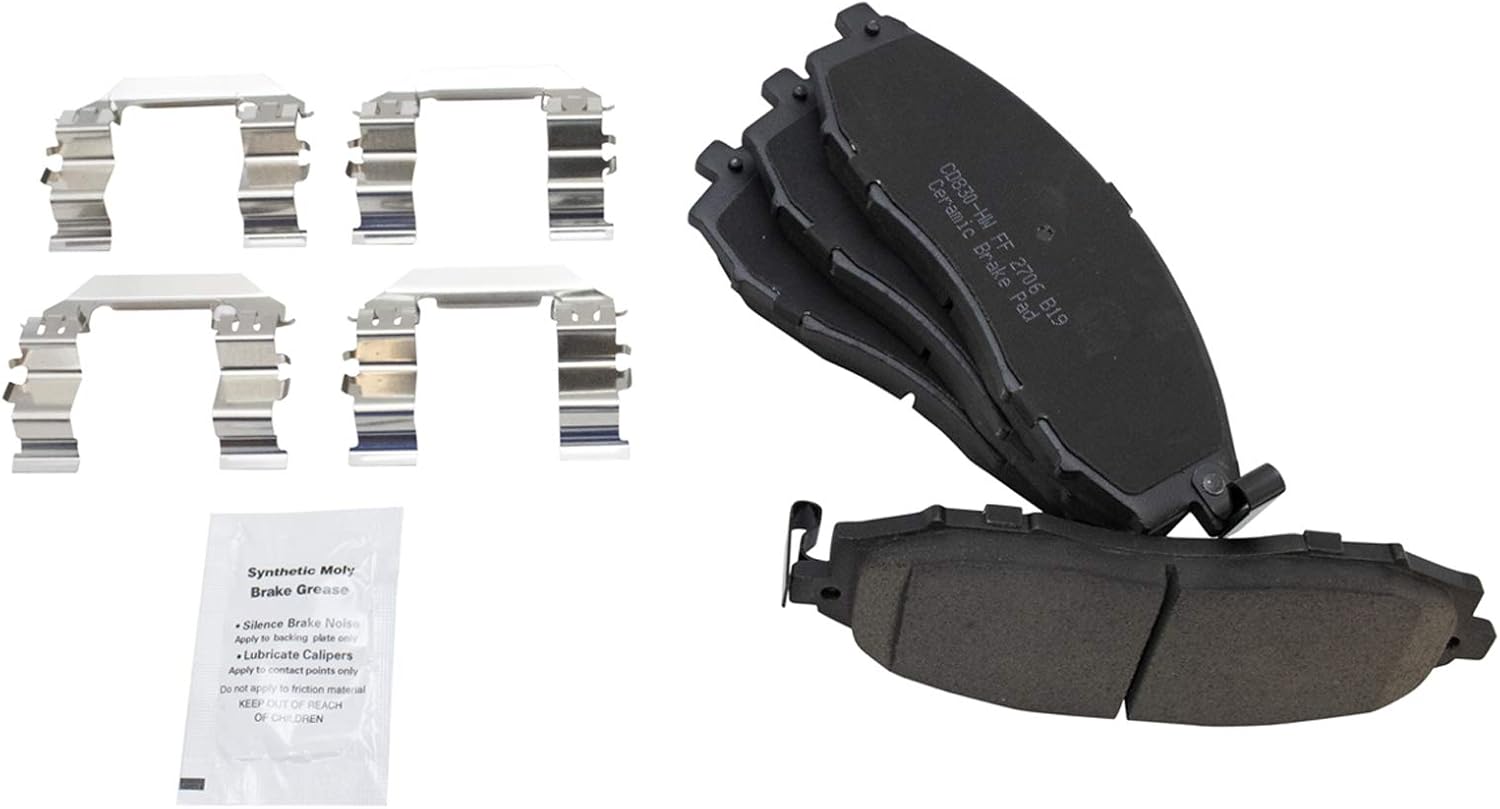 TRQ Front Brake Pads Ceramic for 2003-2004 Nissan Frontier