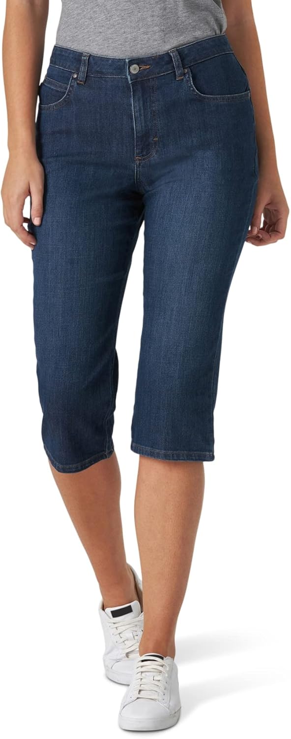Lee Women's Relaxed Fit Capri Jean for Ultimate Comfort