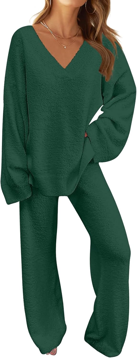 Fuzzy Lounge Sets for Women - Cozy Pajama Outfits for Fall
