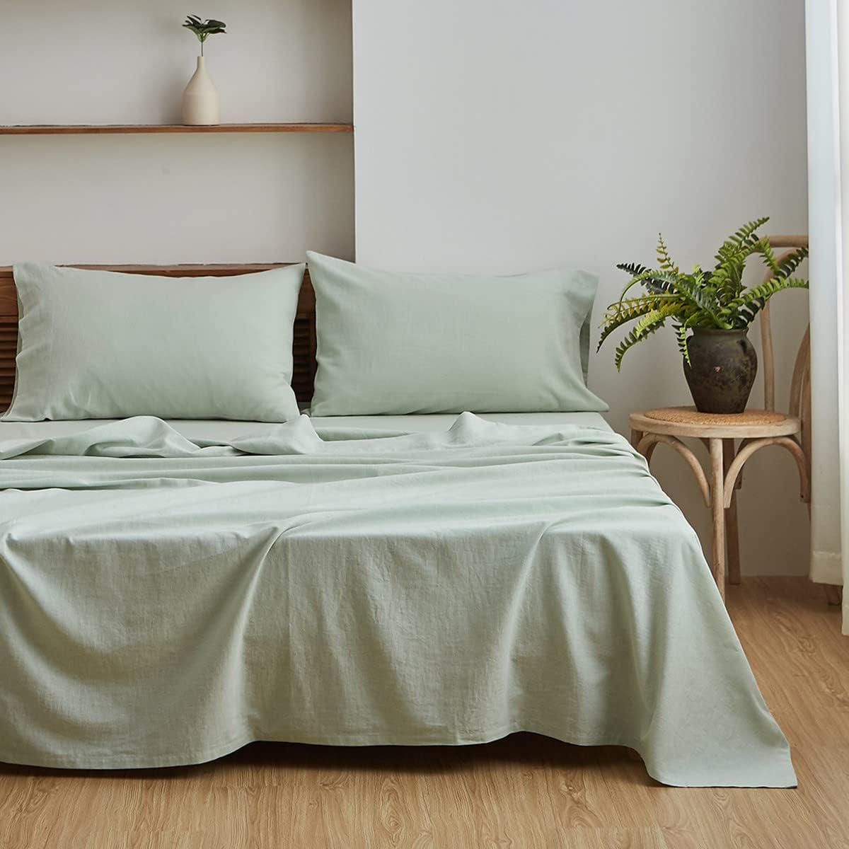 Luxurious Belgian Linen Sheet Set for Queen Size Beds in Mint Green