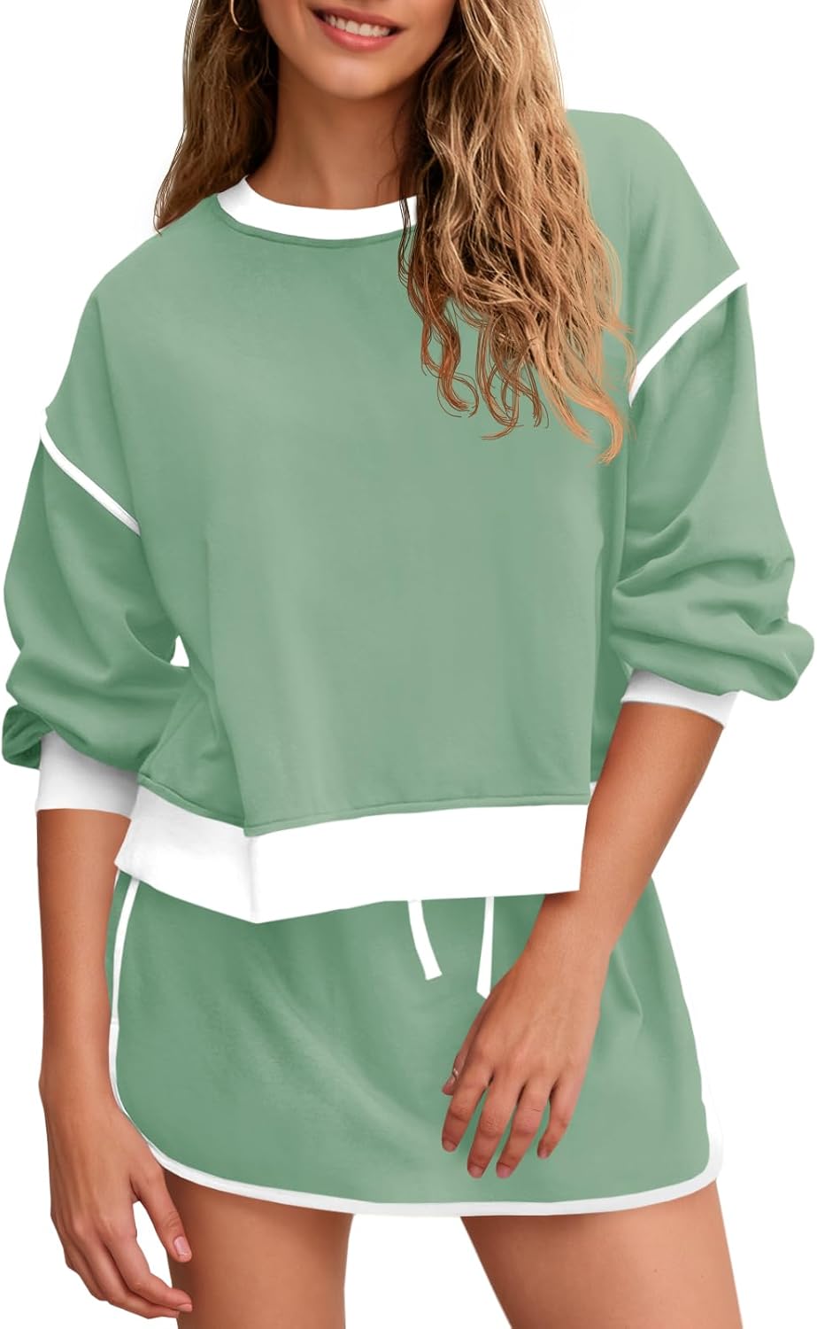 Fisoew Womens Sweatsuits 2 Piece Set for Stylish Comfort