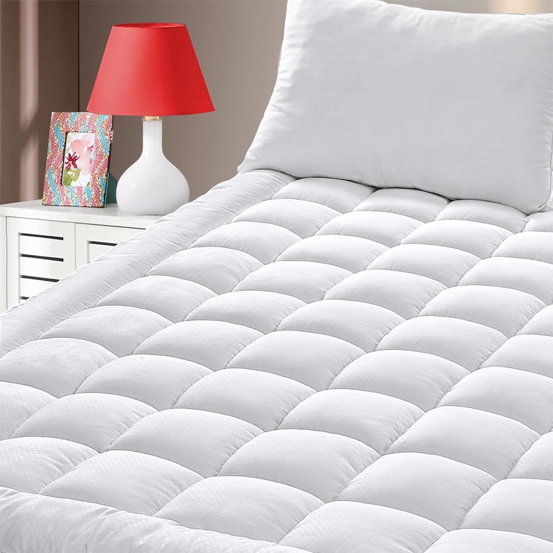 Queen Size Quilted Fitted Mattress Pad Cover for Comfort