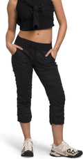 THE NORTH FACE Women's Aphrodite 2.0 Capri - Lightweight