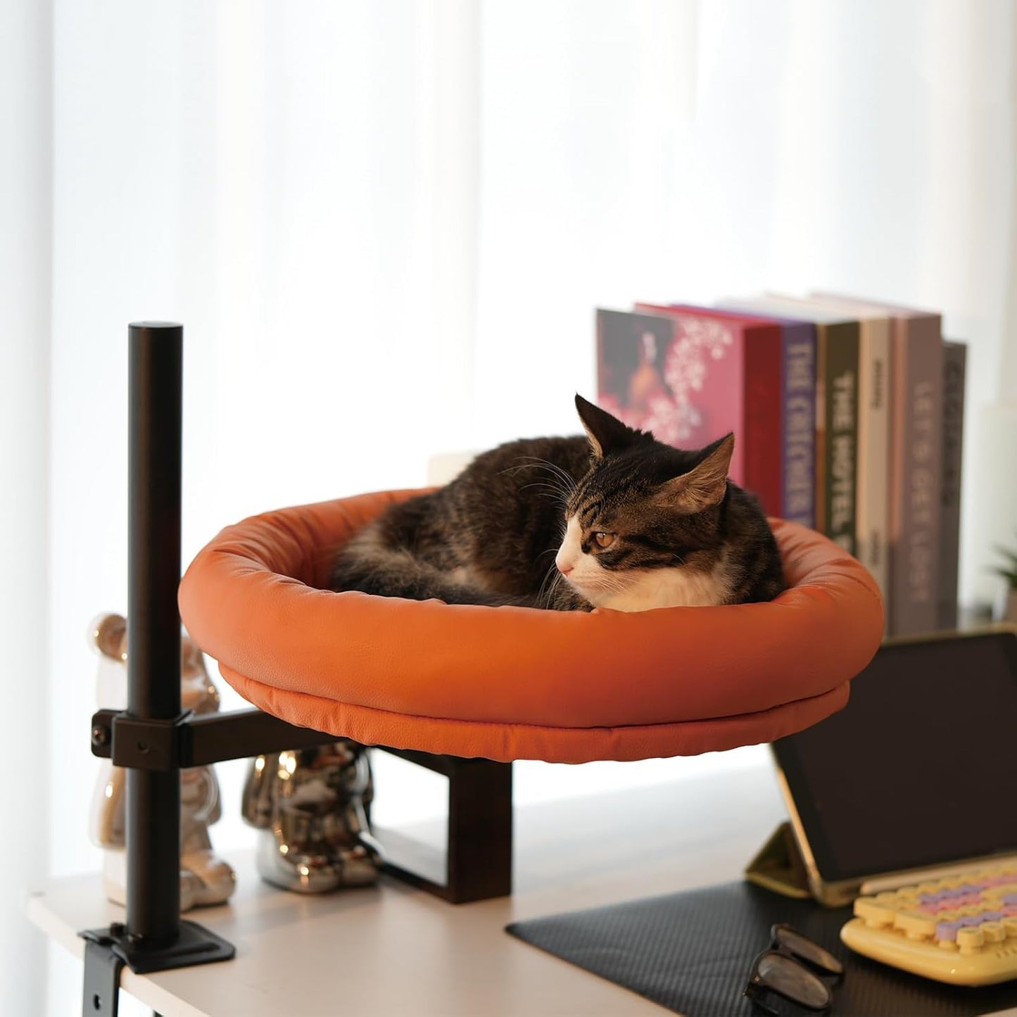 Cat Desk Bed with Adjustable Perch for Office Companionship