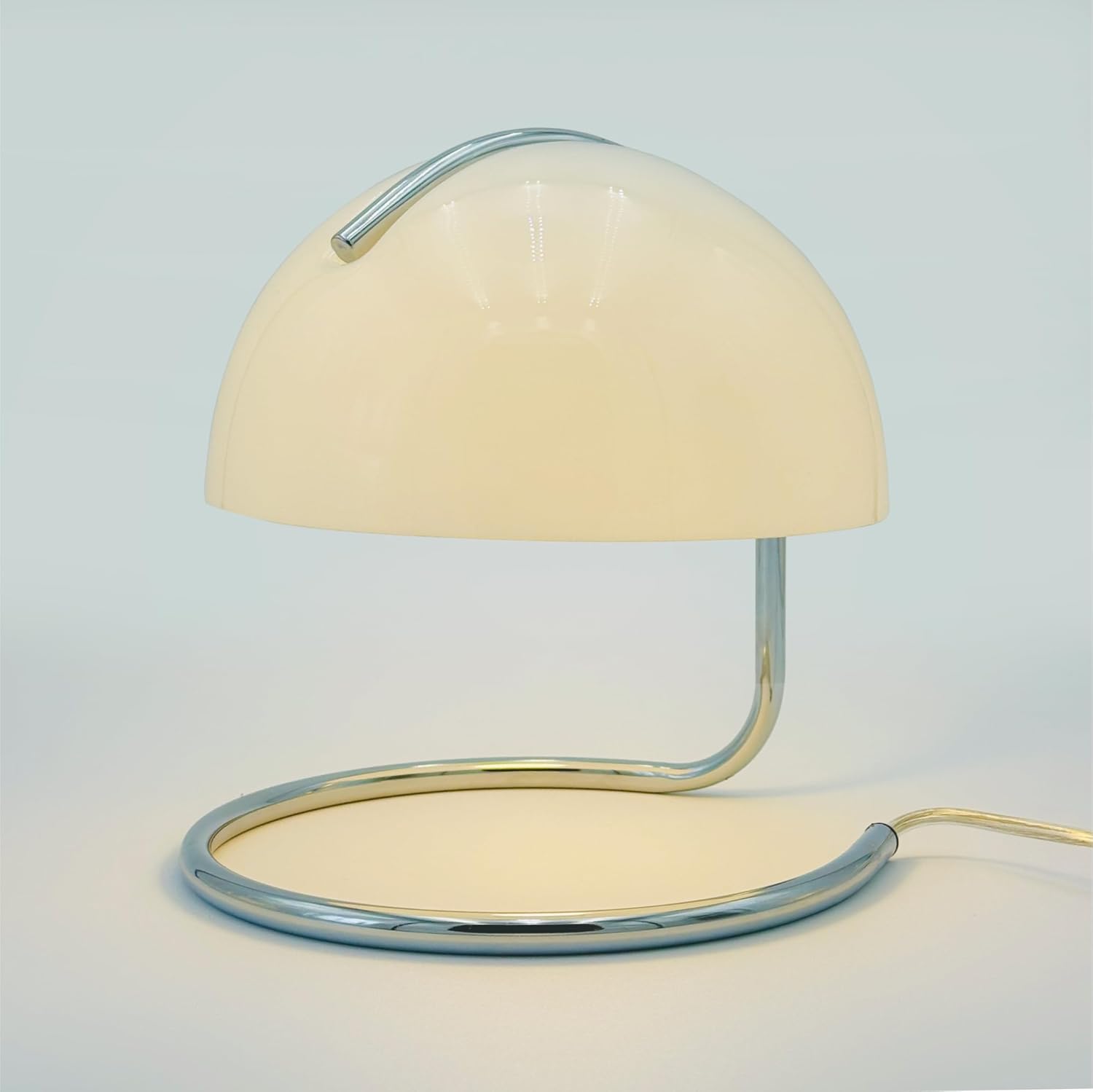 Bauhaus Light Retro Mushroom Table Lamp for Modern Aesthetic