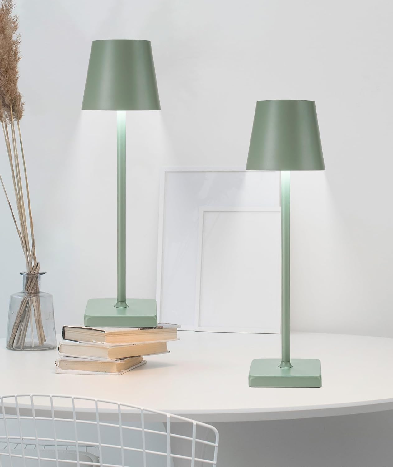 Cordless Table Lamp with 5200mAh Battery for Versatile Use