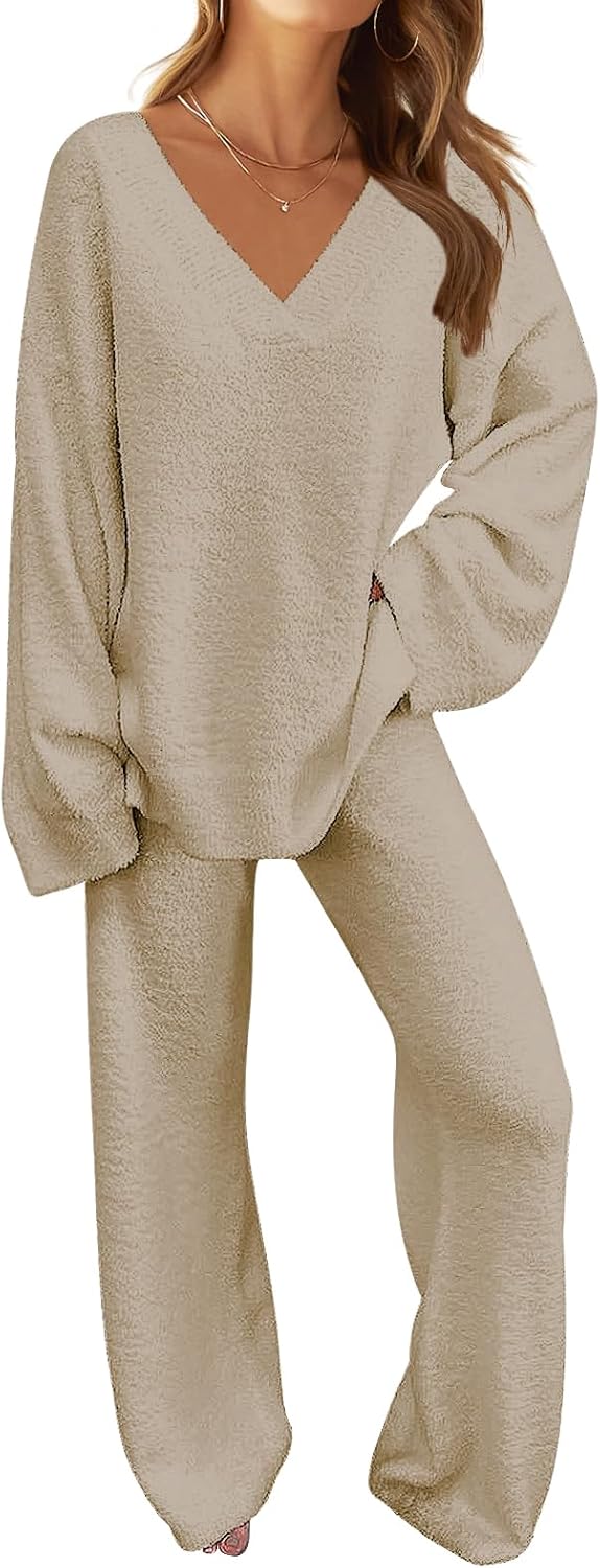 Fuzzy Fleece Pajama Set for Women - Cozy Loungewear Outfit