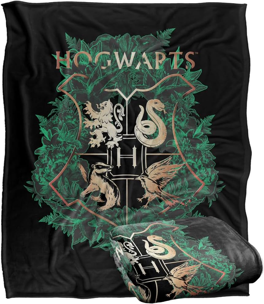 Harry Potter Hogwarts Green and Gold Floral Crest Blanket