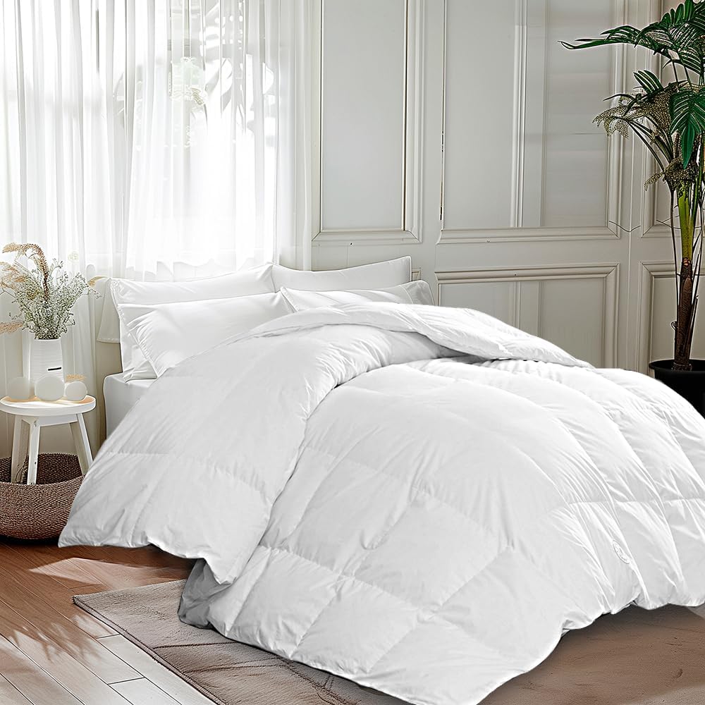 Luxurious Goose Feather Down Fiber Comforter for Twin Size