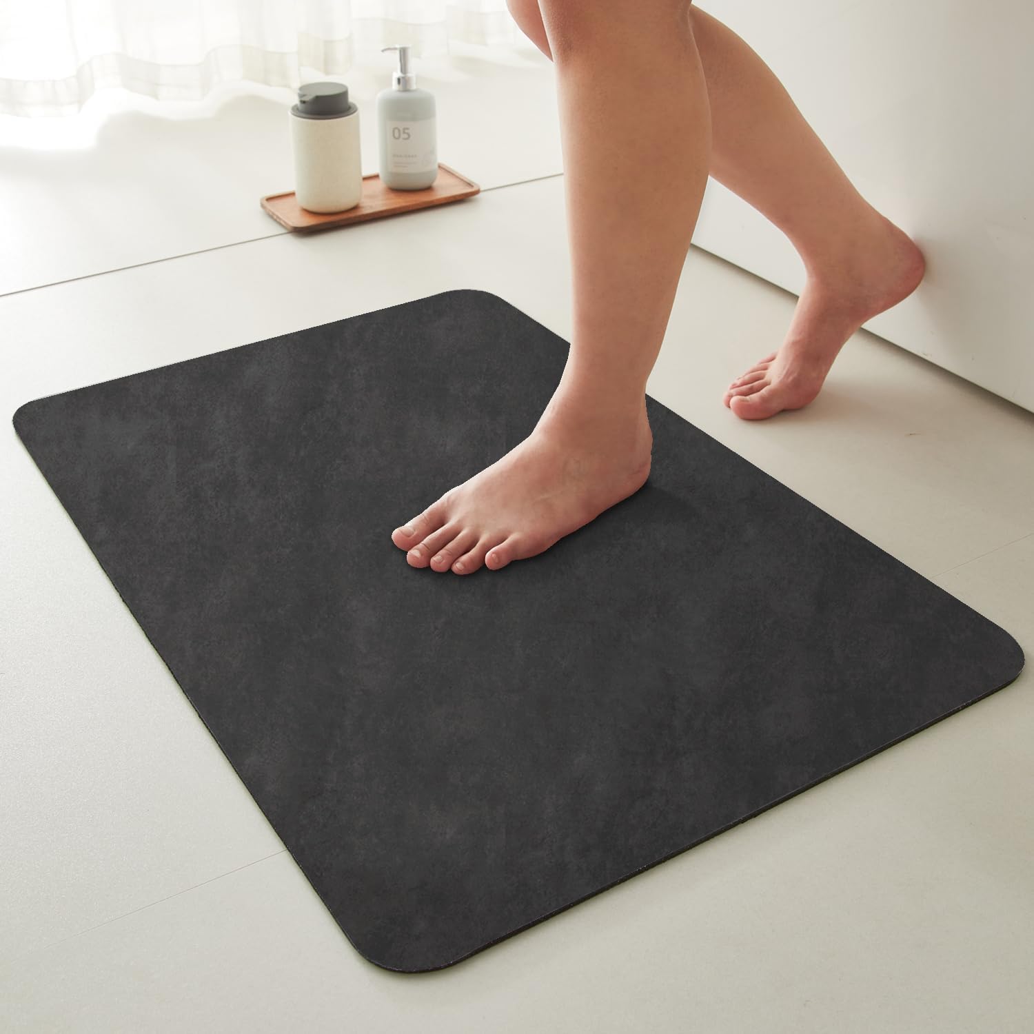 Black Bath Mat Non Slip Washable Thin Absorbent Quick Dry 24x48