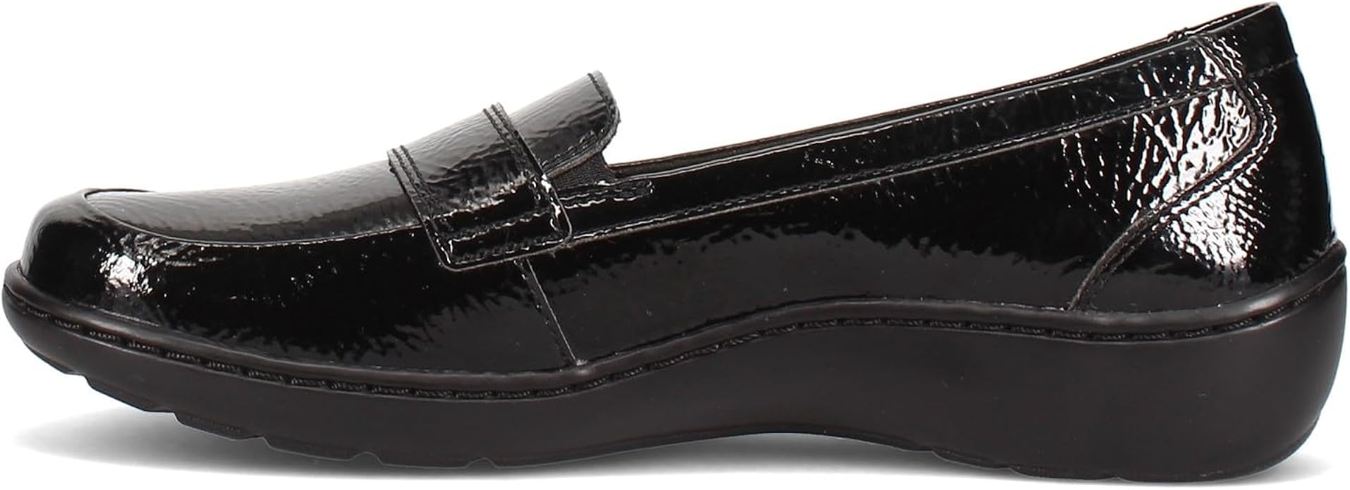 Clarks Women's Cora Daisy Loafer: Stylish Comfort for Every Occasion