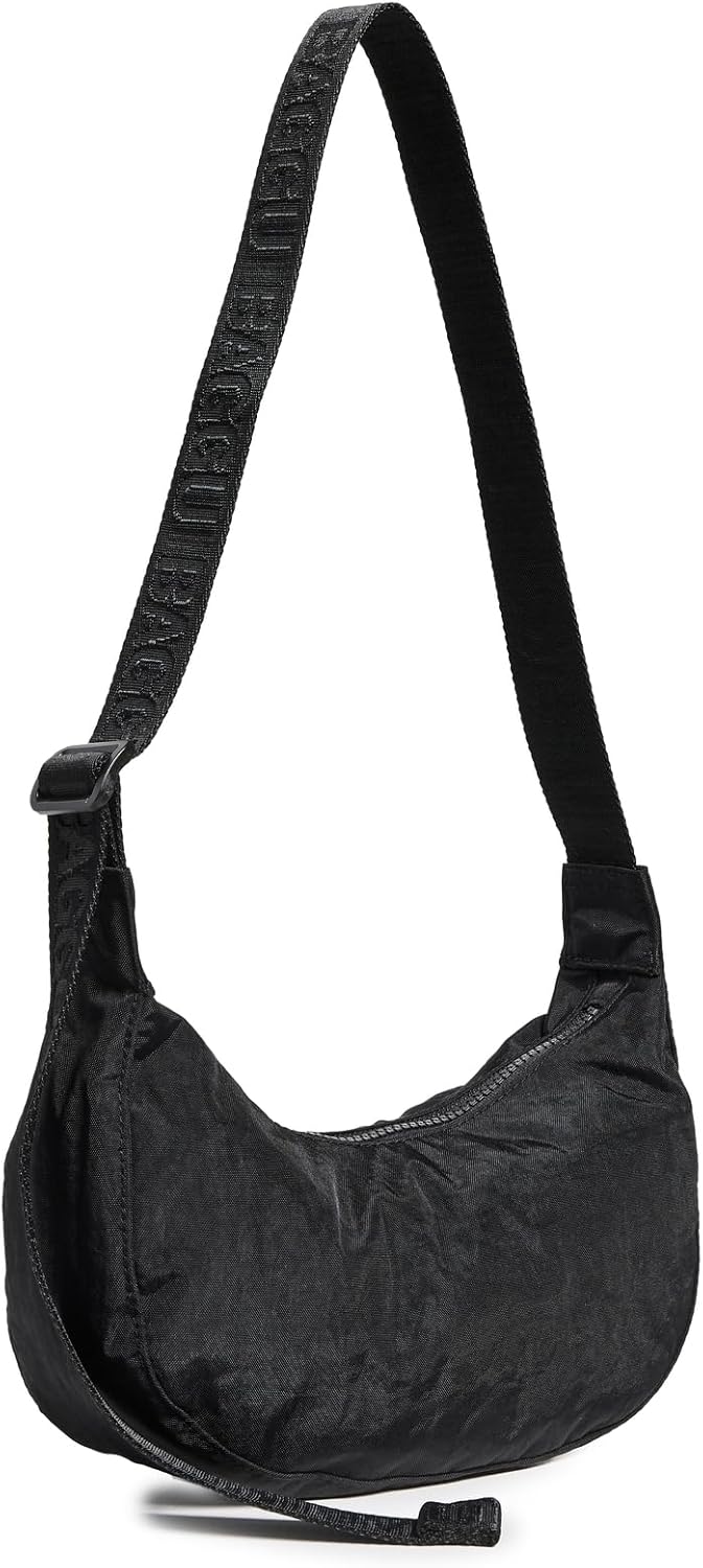 BAGGU Small Nylon Crescent Bag: Stylish and Eco-Friendly Accessory