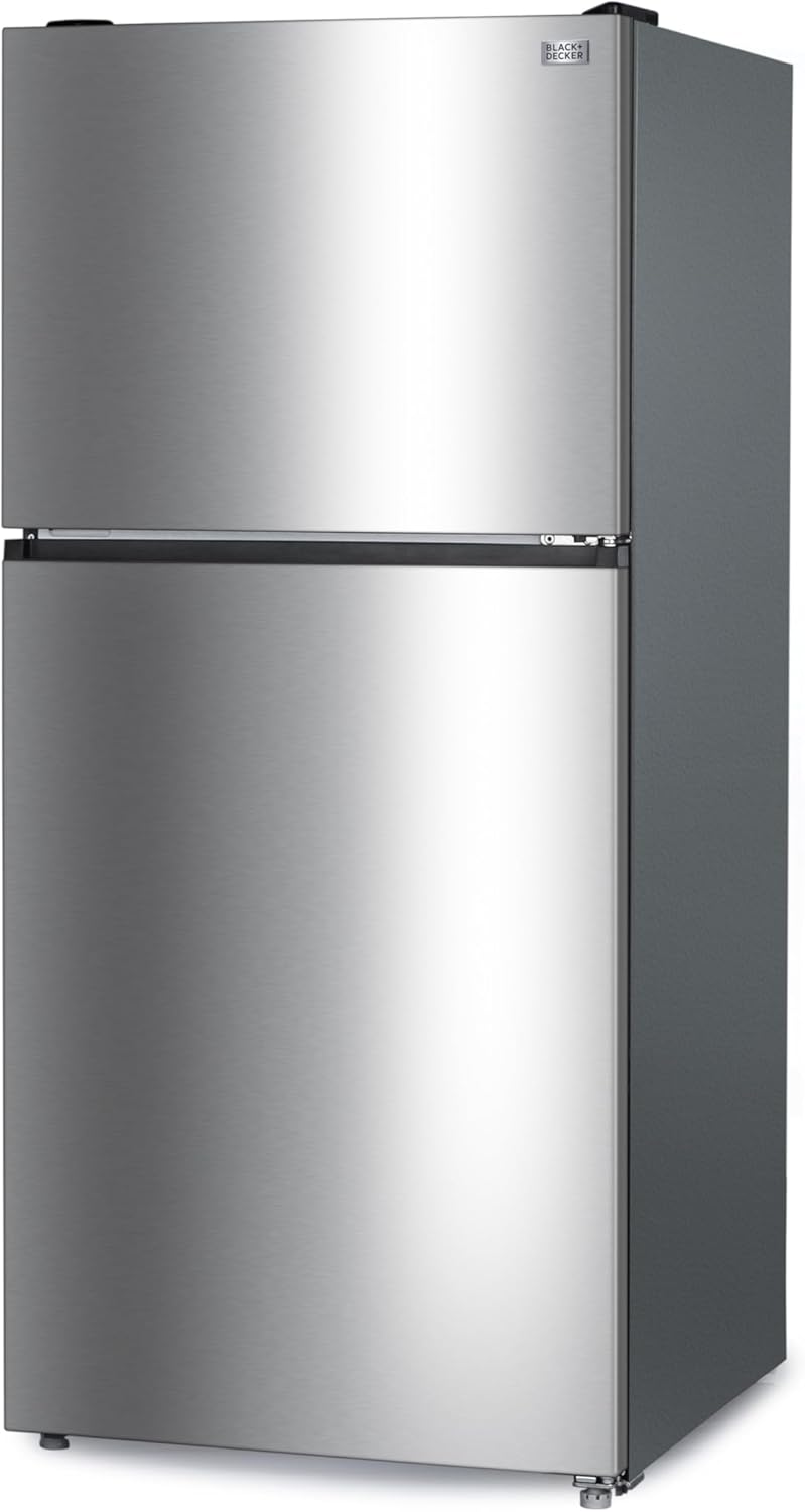 BLACK+DECKER 20.1 Cu. Ft. Top Mount Refrigerator with Ice Maker