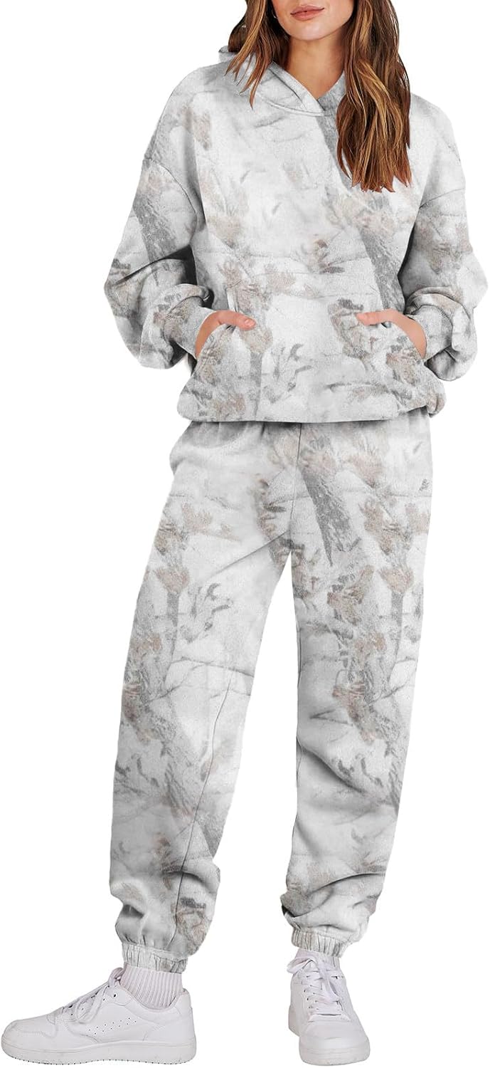 Camo 2pc Sweat Suit Set - Stylish & Comfortable