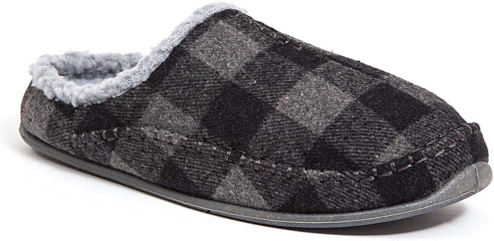 Deer Stags Men's Comfort Slippers for Ultimate Relaxation
