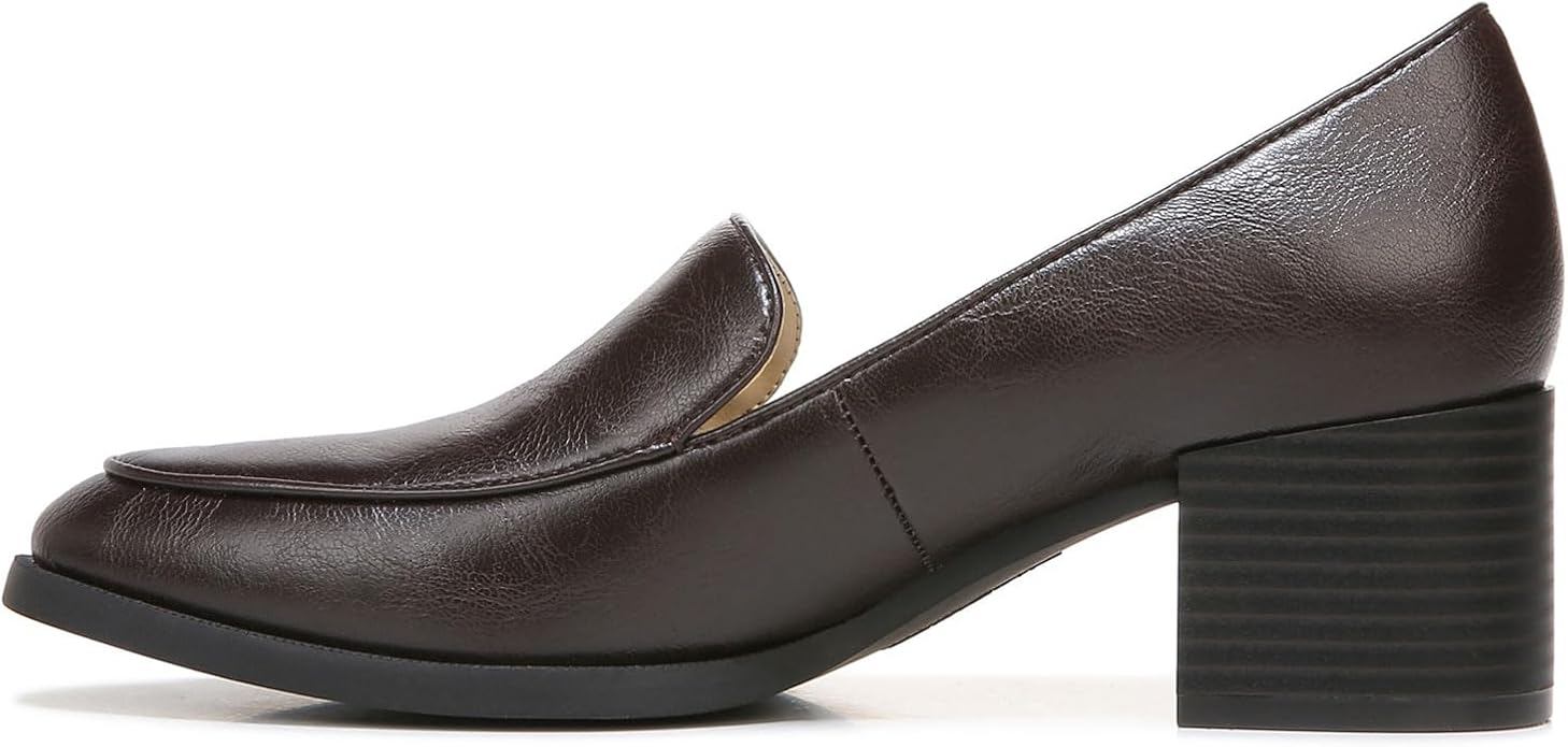 LifeStride Women's Devyn Pump: Stylish Comfort for Every Occasion