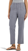 Lee Women's Legendary 26ft Utility Crop Pant - Flattering