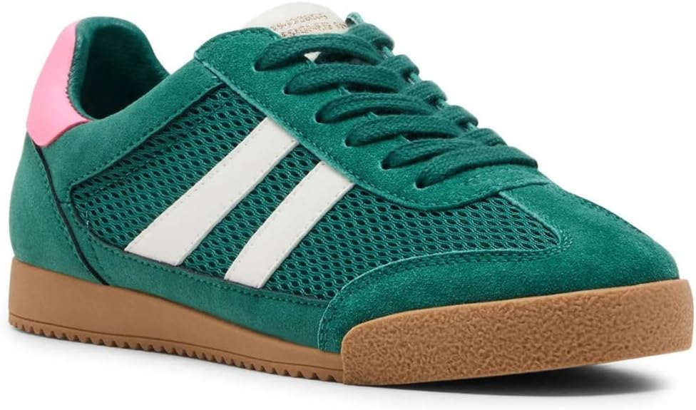Steve Madden Womens Verdict: Stylish and Versatile Footwear Choice
