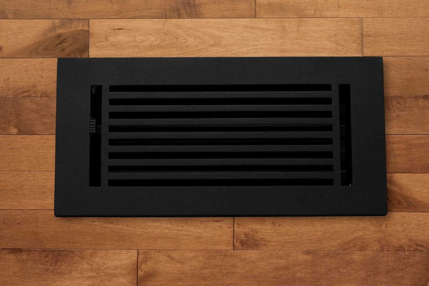 Madelyn Carter 6 x 10 Cast Aluminum Linear Bar Vent Cover - Black