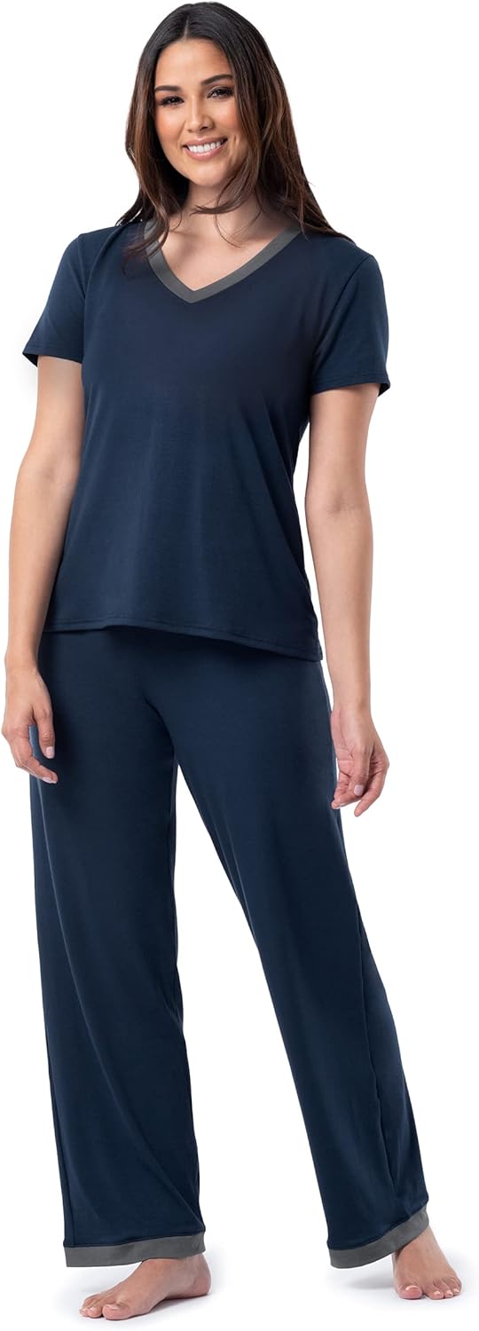 Fruit of the Loom womens Short Sleeve Tee and Pant Sleep Set