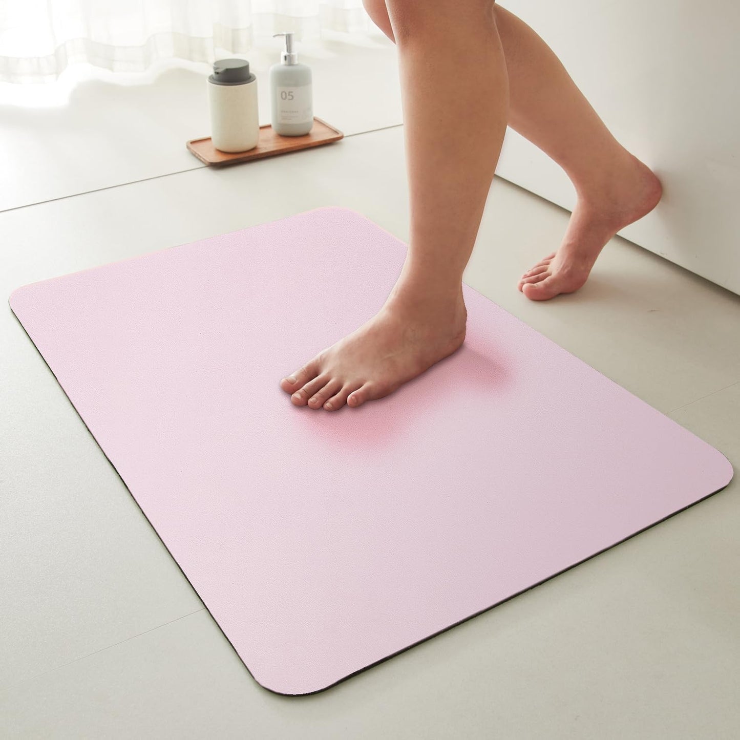Non Slip Washable Bath Mat for Quick Drying and Comfort