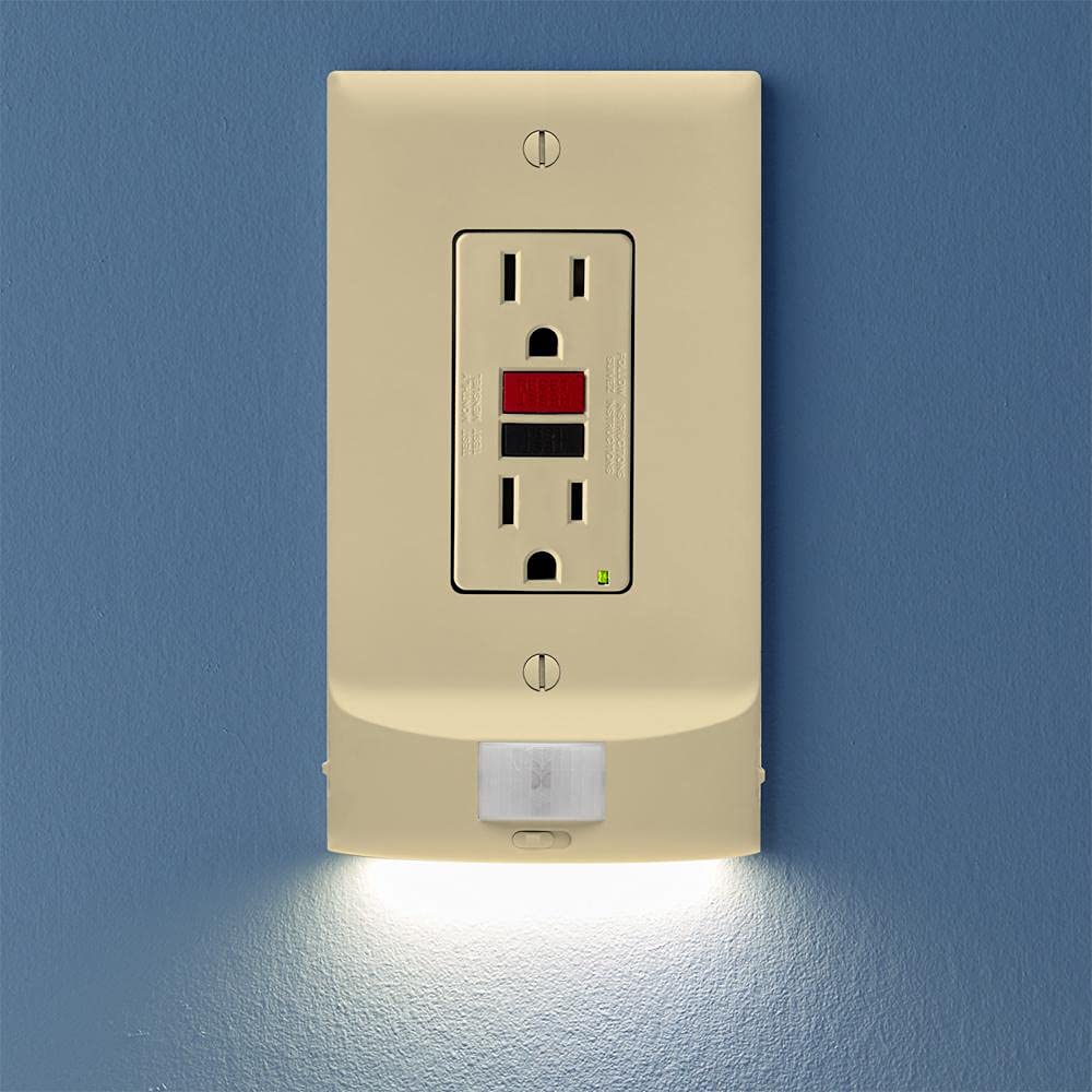 SnapPower MotionLight for GFCI Outlets - LED Night Lights