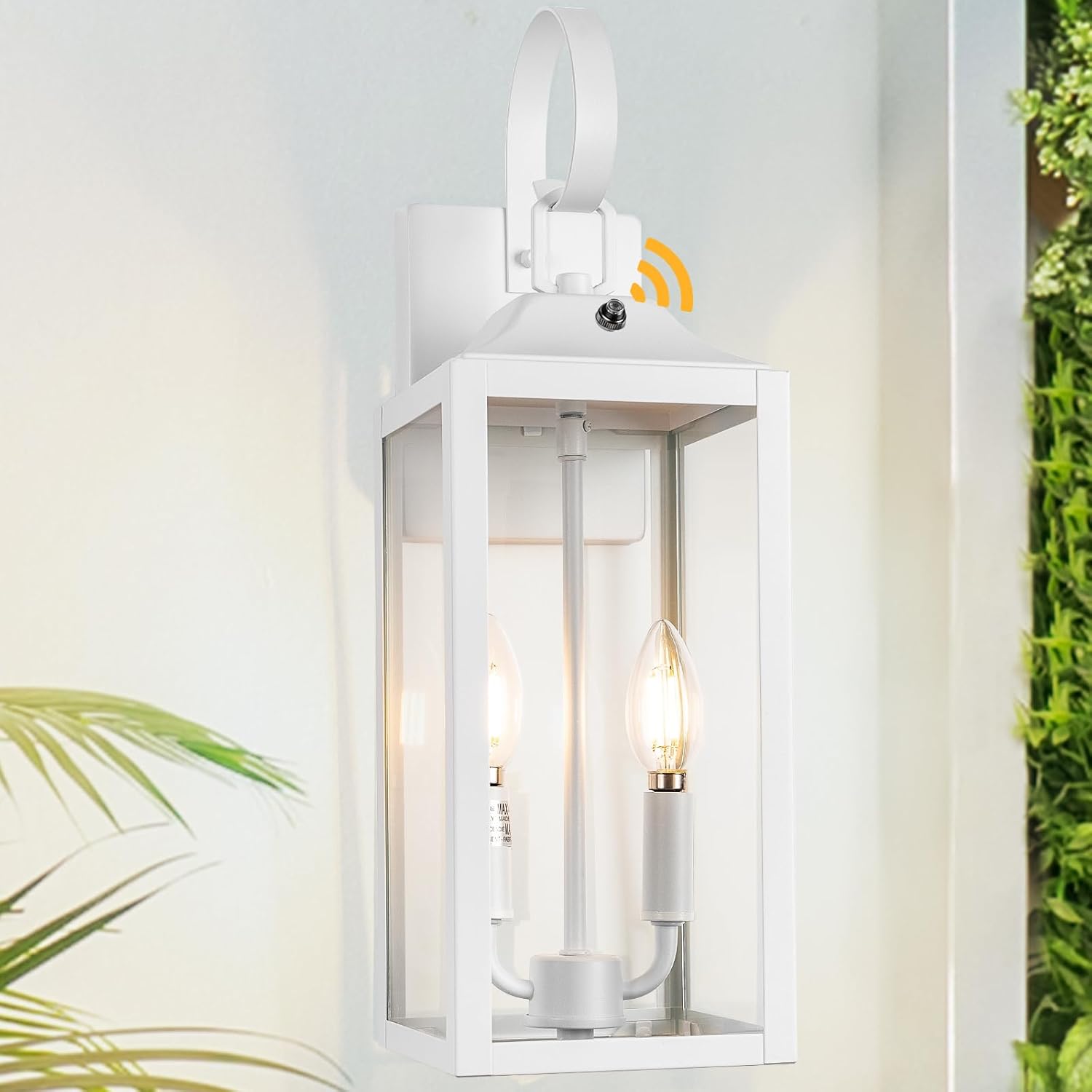 Modern Dusk to Dawn Outdoor Wall Lantern for Stylish Exteriors