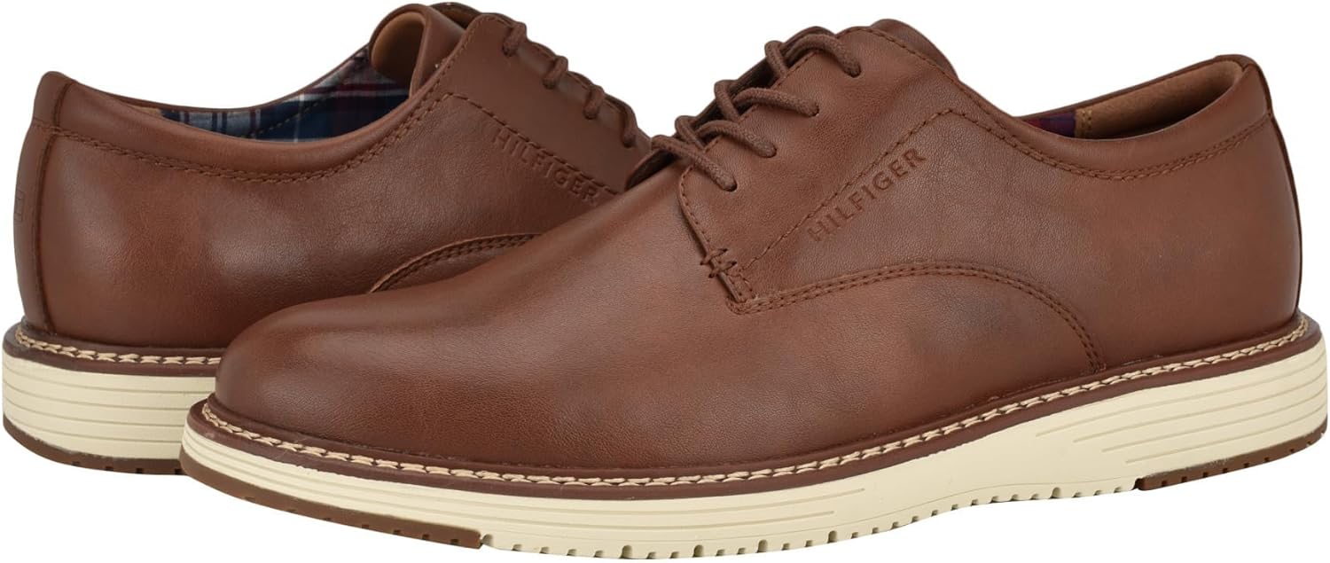 Tommy Hilfiger Hiday Oxfords for Stylish Business-Casual Wear