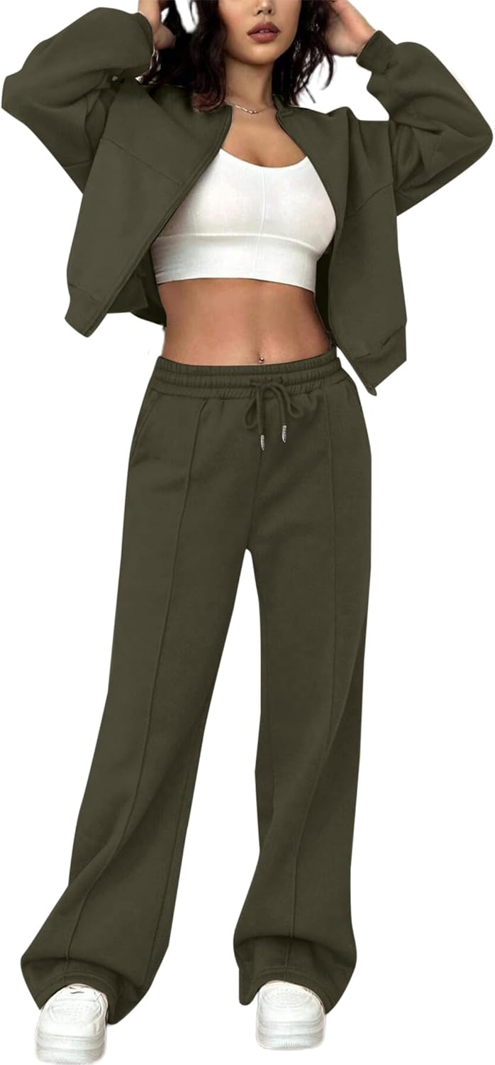 LovelyWholesale Women Sweatsuits 2 Piece Set for Comfort and Style