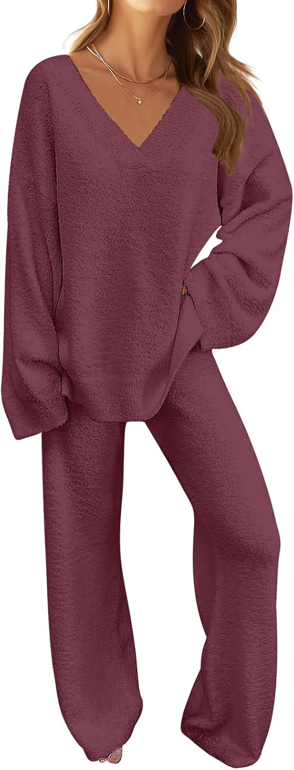 Fuzzy Fleece Pajama Set for Women - Cozy Loungewear Outfit