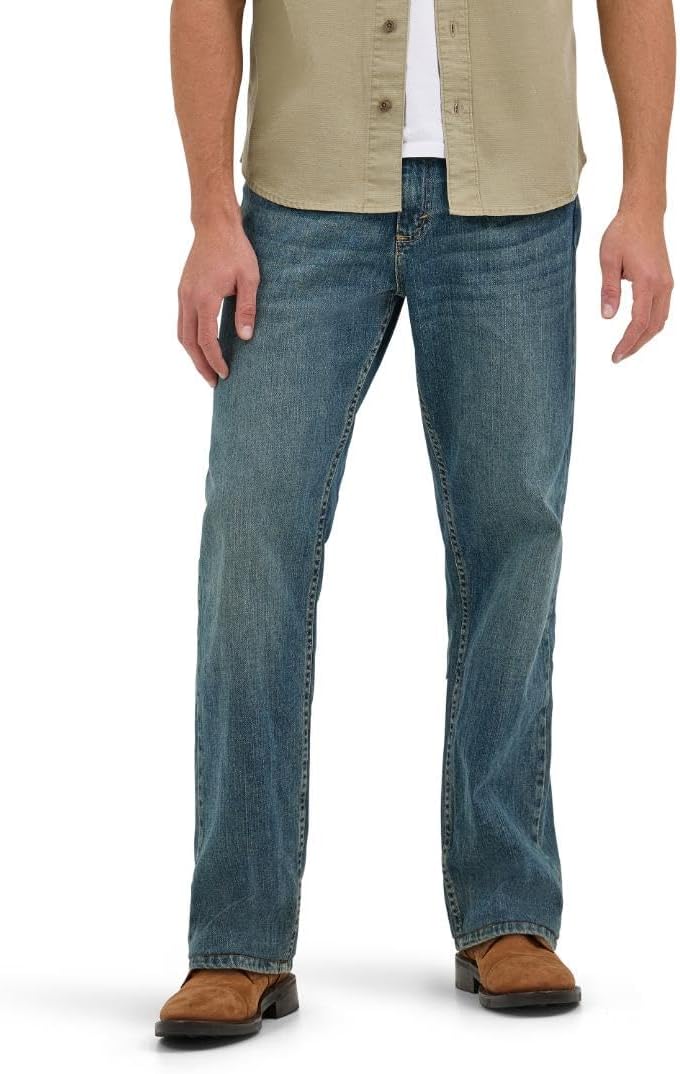 Wrangler Men's Free-to-Stretch Relaxed Fit Jean for Comfort