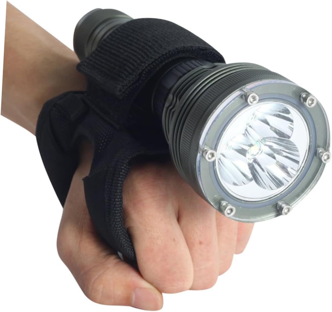 Hands-Free Underwater Torch Holder by LIFKICH
