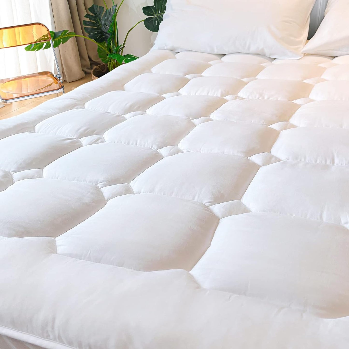 Cooling Cal King Size Mattress Pad with Deep Pocket Design