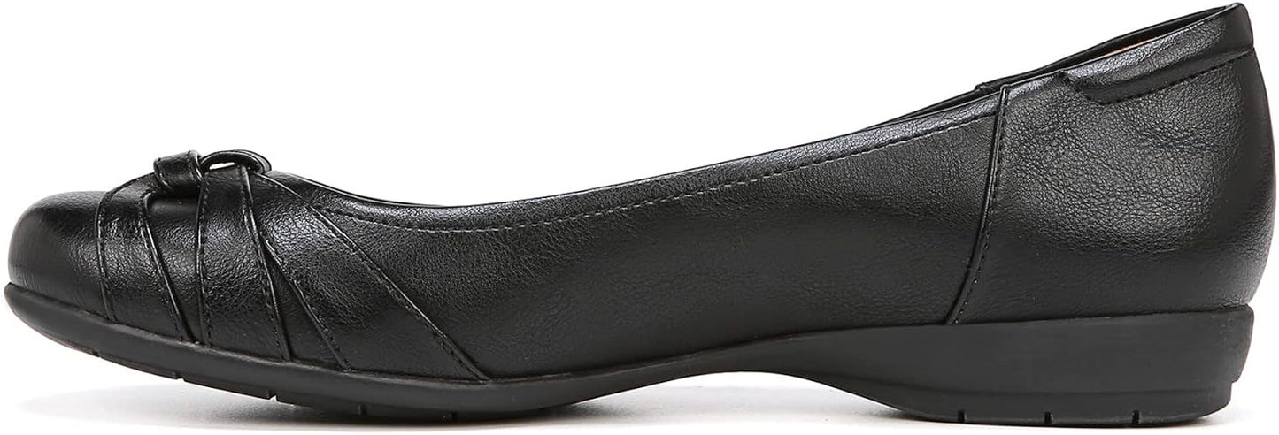 SOUL Naturalizer Women's Gift Flat - Stylish Comfort for All Occasions