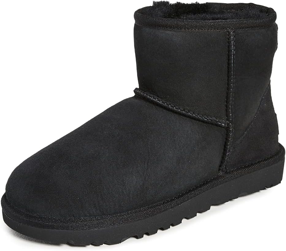 UGG Women's Classic Mini Ii Boot: Stylish Comfort for All Seasons