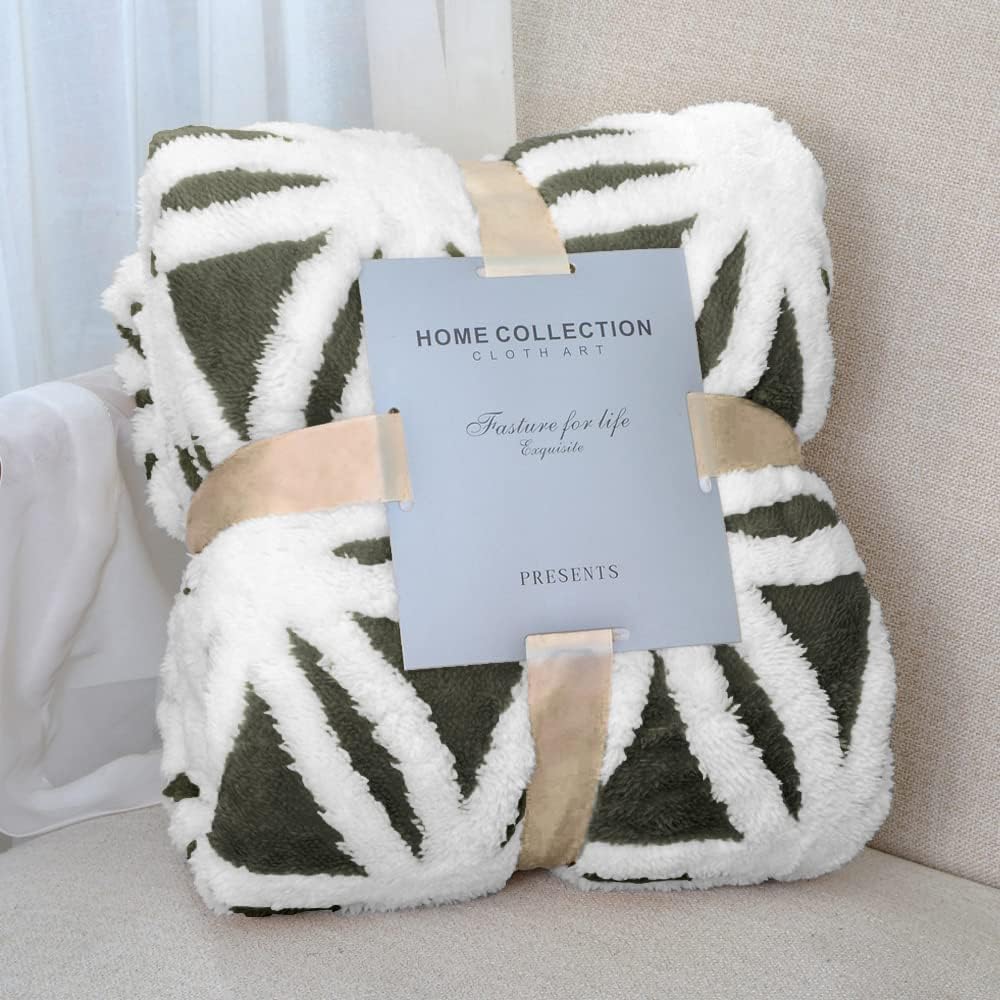 LOMAO Sherpa Fleece Blanket - Soft Dual Sided Throw for Comfort