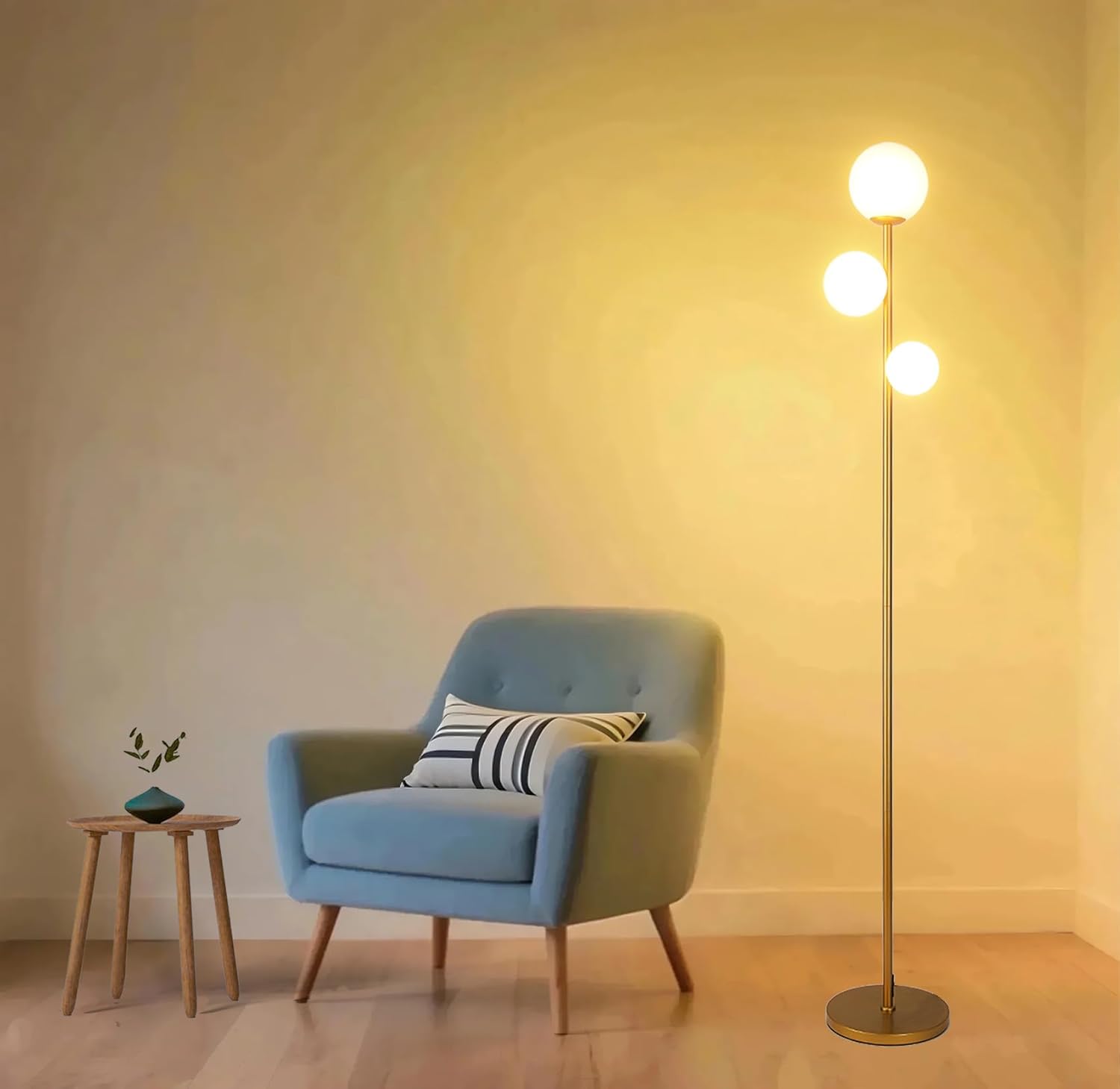 Fiqevs 3 Globe Mid Century Modern Floor Lamp for Cozy Spaces