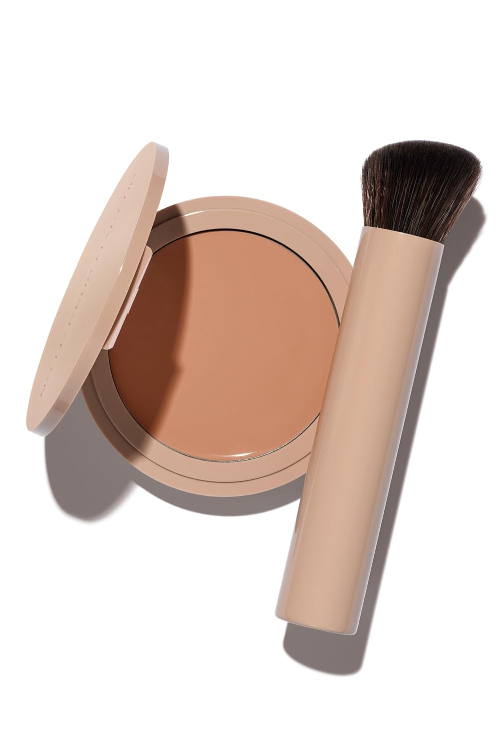 Long-Lasting Lightweight Foundation & Brush Duo for Flawless Skin