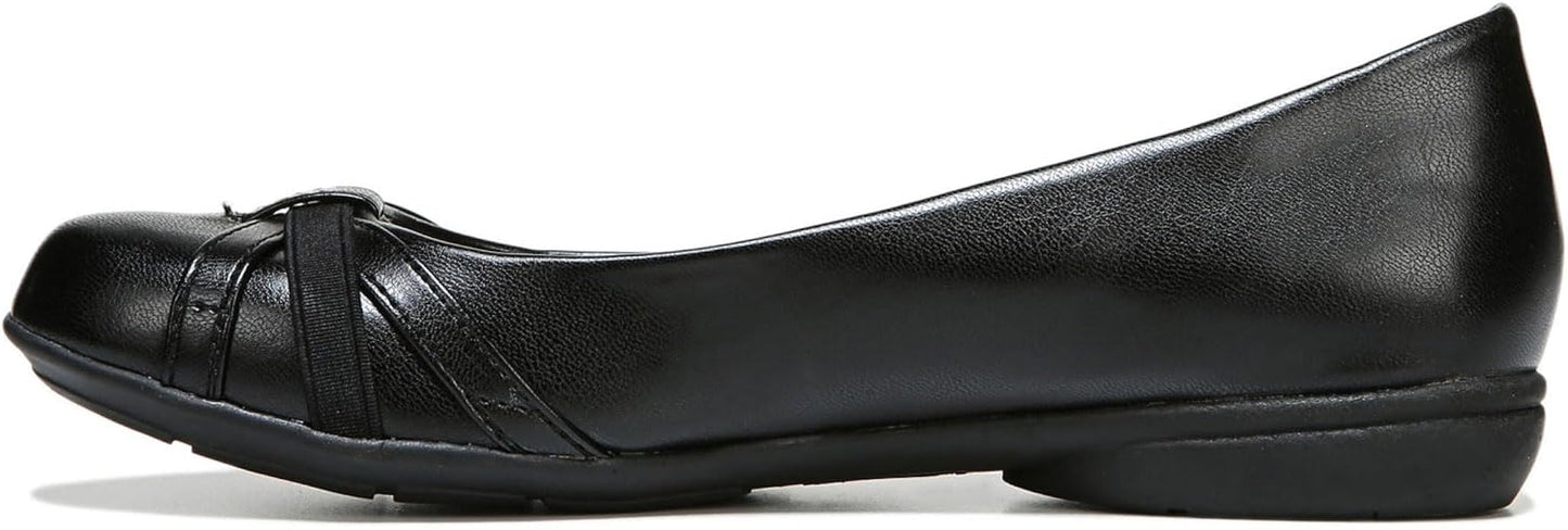 LifeStride Women's Abigail Flat - Stylish Comfort for Every Occasion