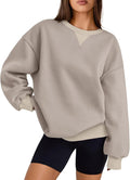 Trendy Queen Women's Oversized Color Block Fleeced Crewneck Sweatshirt