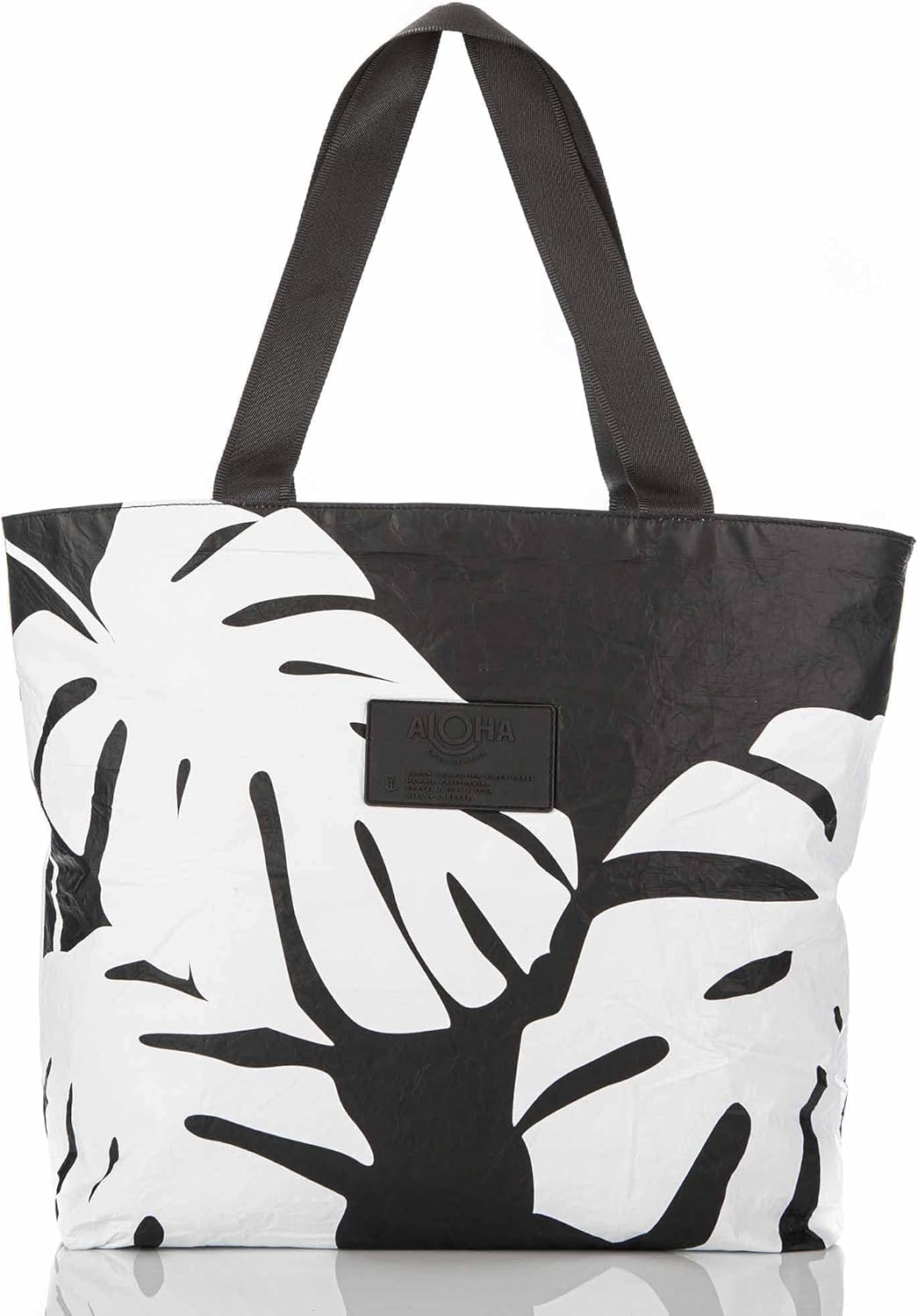 Day Tripper Tote: Lightweight, Packable, Splash-Proof Bag