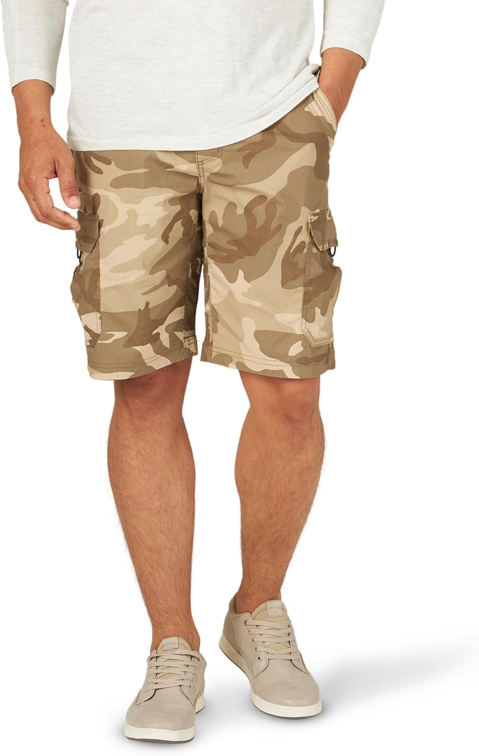 Lee Men's Extreme Motion Crossroad Cargo Short for Comfort