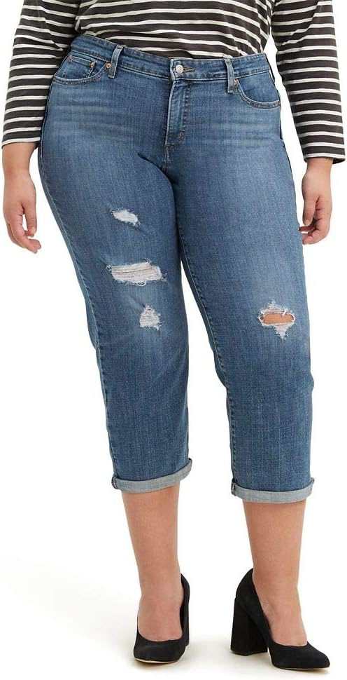 Levi's Women's New Boyfriend Jeans for a Relaxed Fit Style