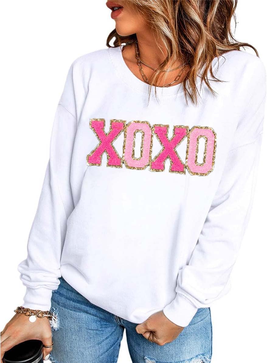 Love-Shaped Heart Print Sweater - Galentine's Day Delight