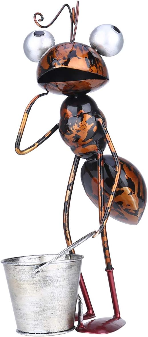 Charming Metal Ant Garden Decor Sculpture for Home and Patio