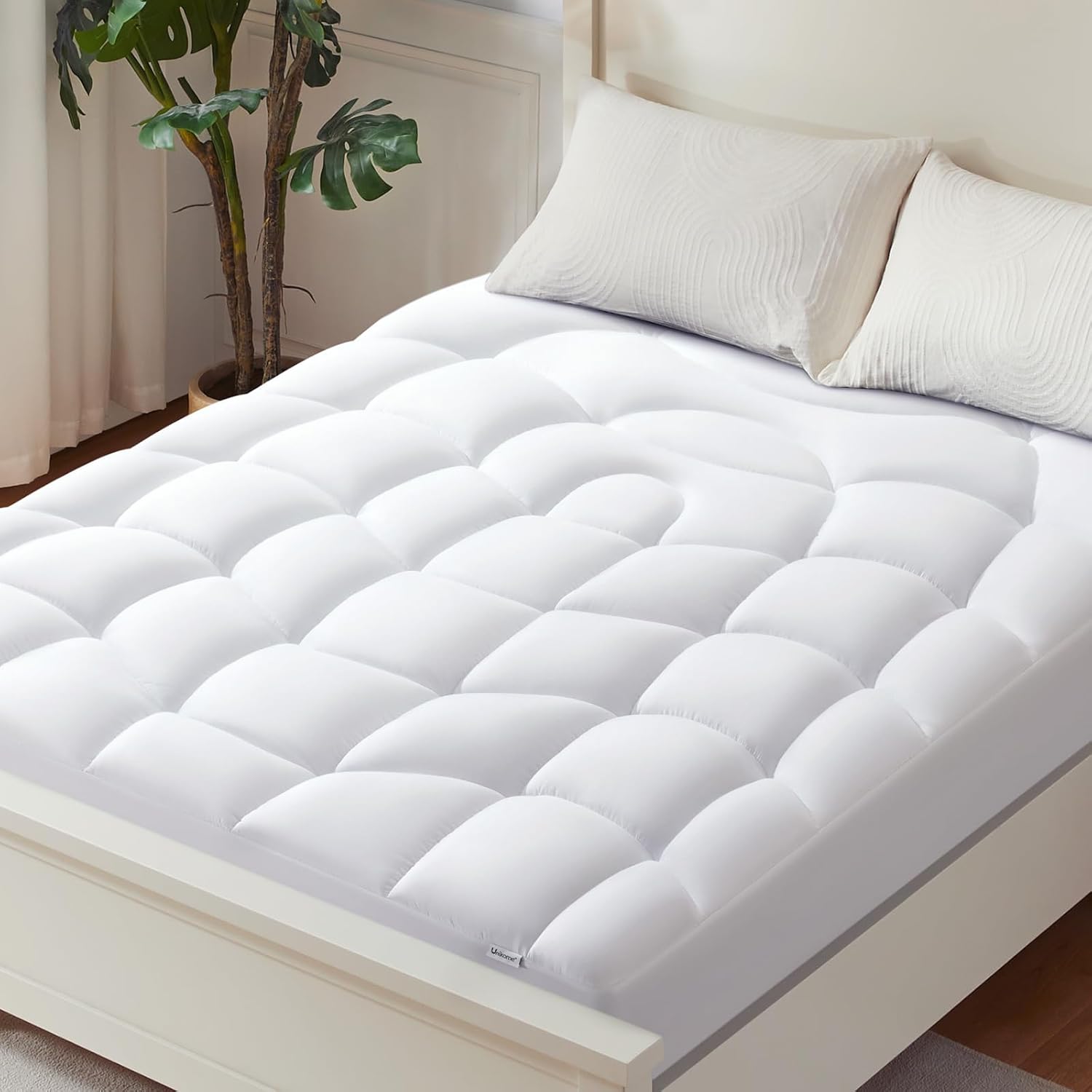 Waterproof Mattress Pad Queen - Ergonomic Quilted Comfort Topper