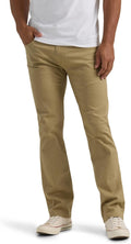 Lee Men's Extreme Motion Slim Straight Jean - Comfortable Stretch