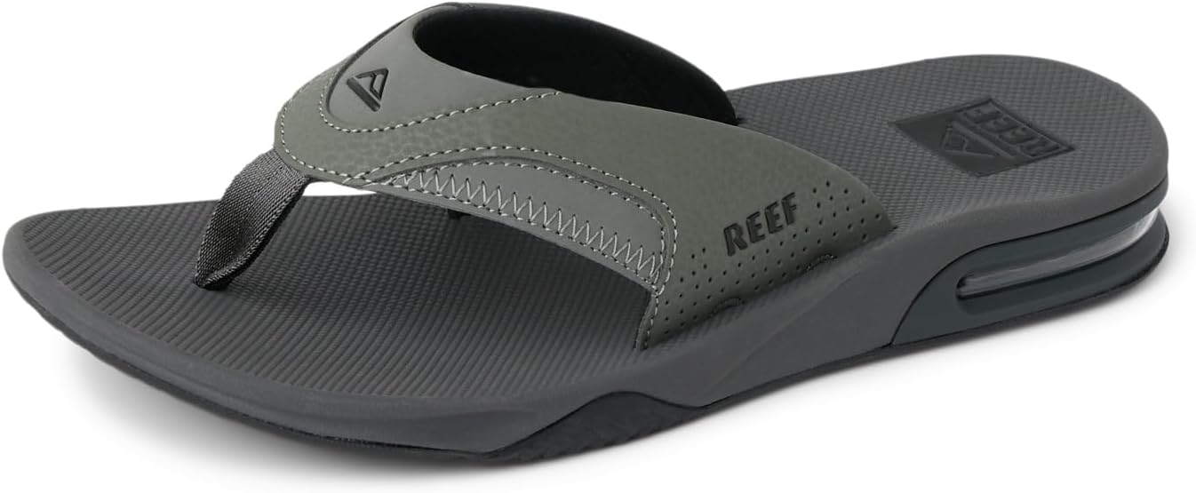 REEF Men's Fanning Flip-Flop: Comfort Meets Functionality