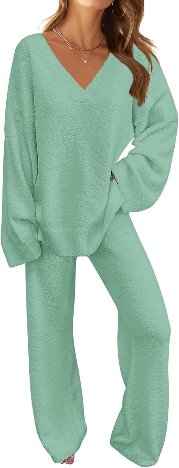Fuzzy Fleece Pajama Set for Women - Cozy Loungewear Outfit