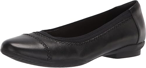 Clarks Women's Sara Ballet Flat - Stylish Comfort for Every Occasion